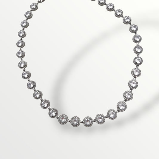 The Lucent Crystal Choker