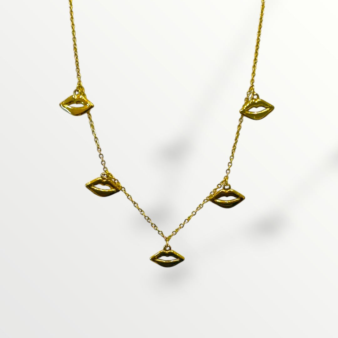 The Kiss Choker