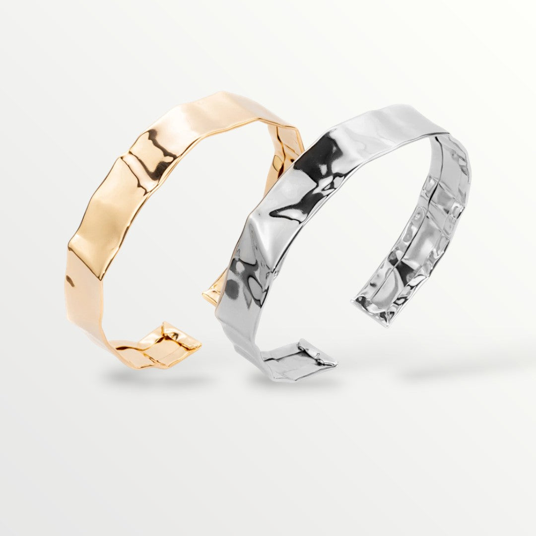 The Futura Collar Choker