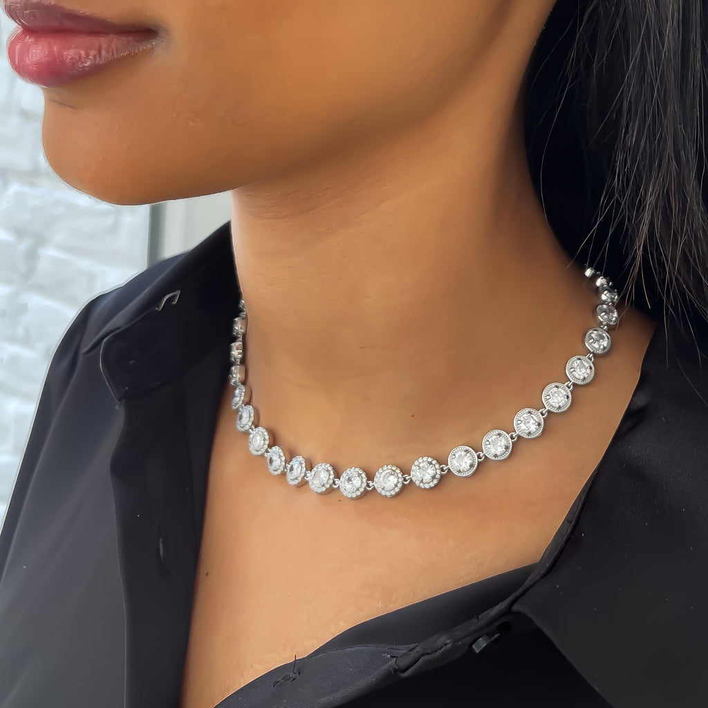 The Lucent Crystal Choker