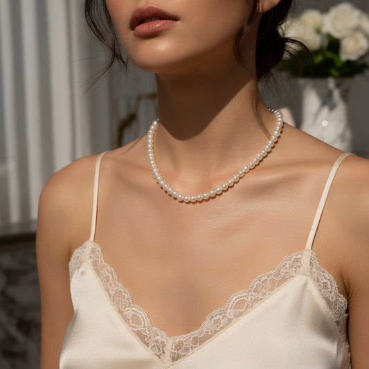 The Nacre Pearl Necklace