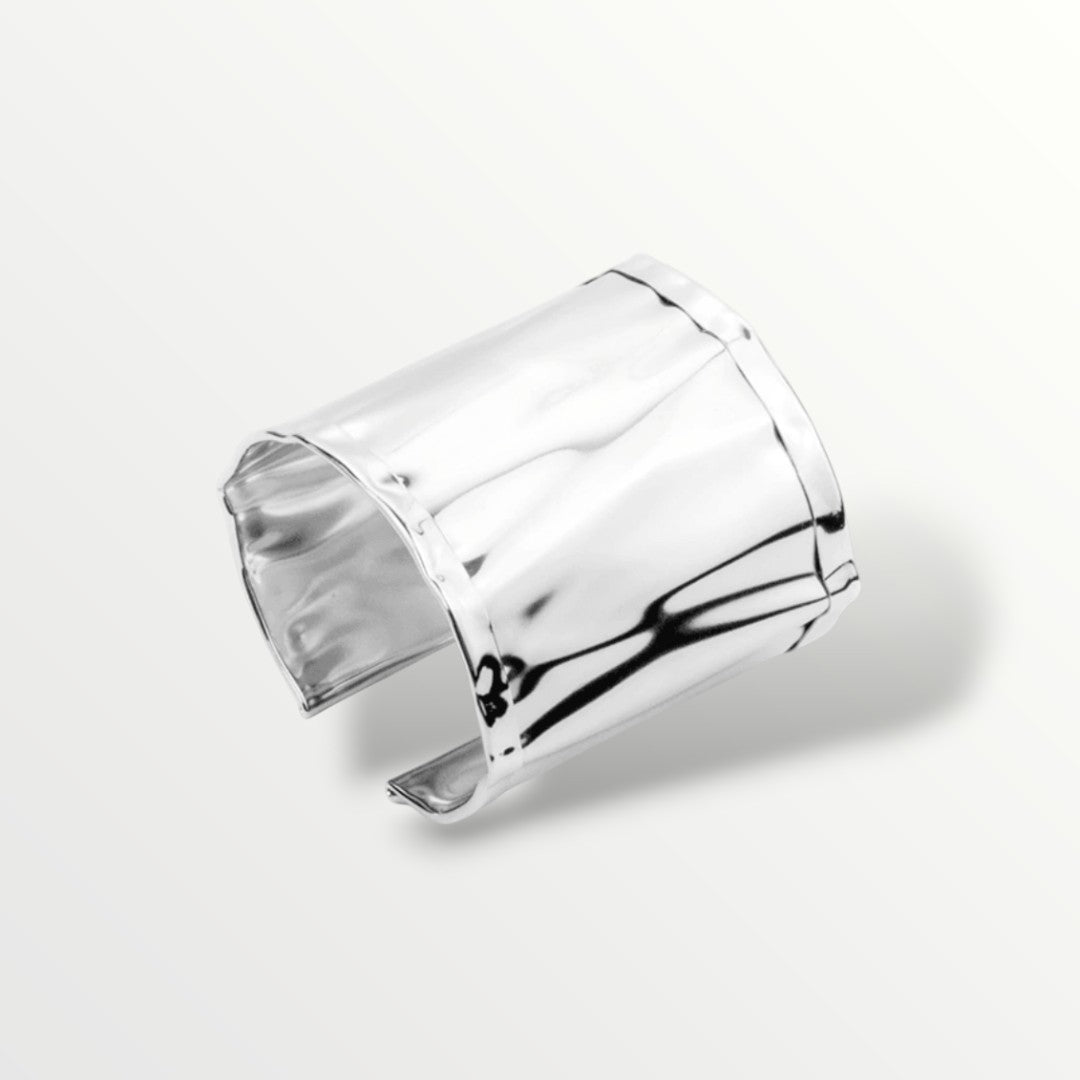 A Pulseira Metálica