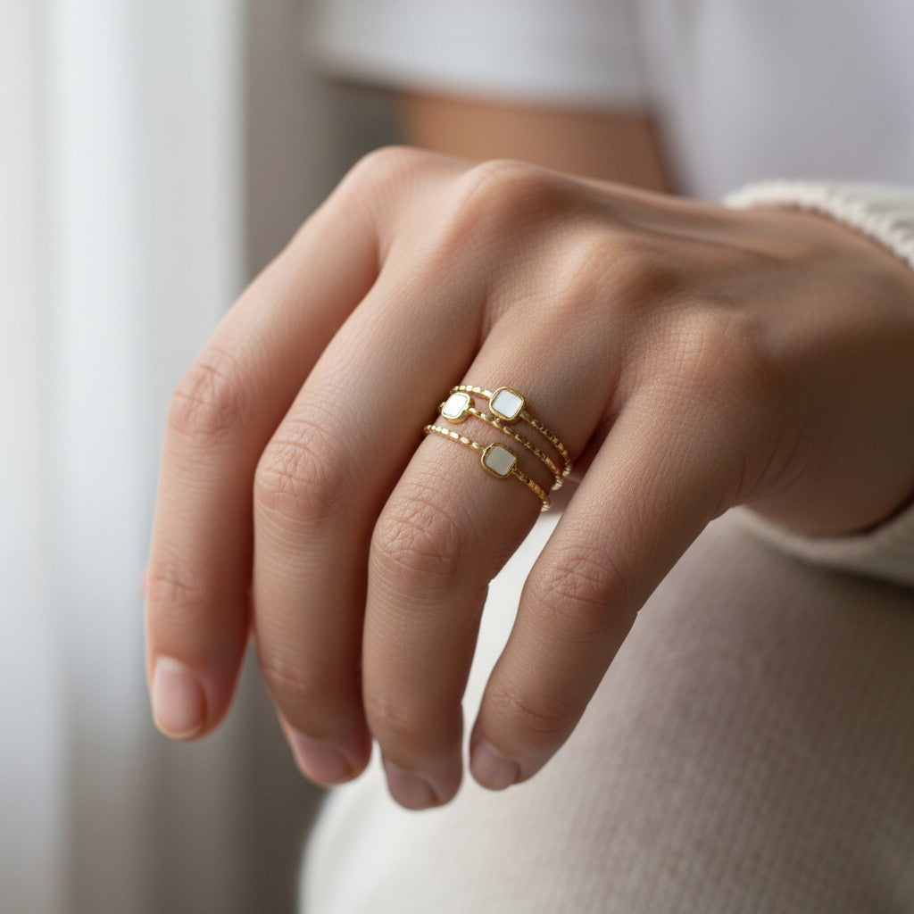 The Aureline Twist Ring