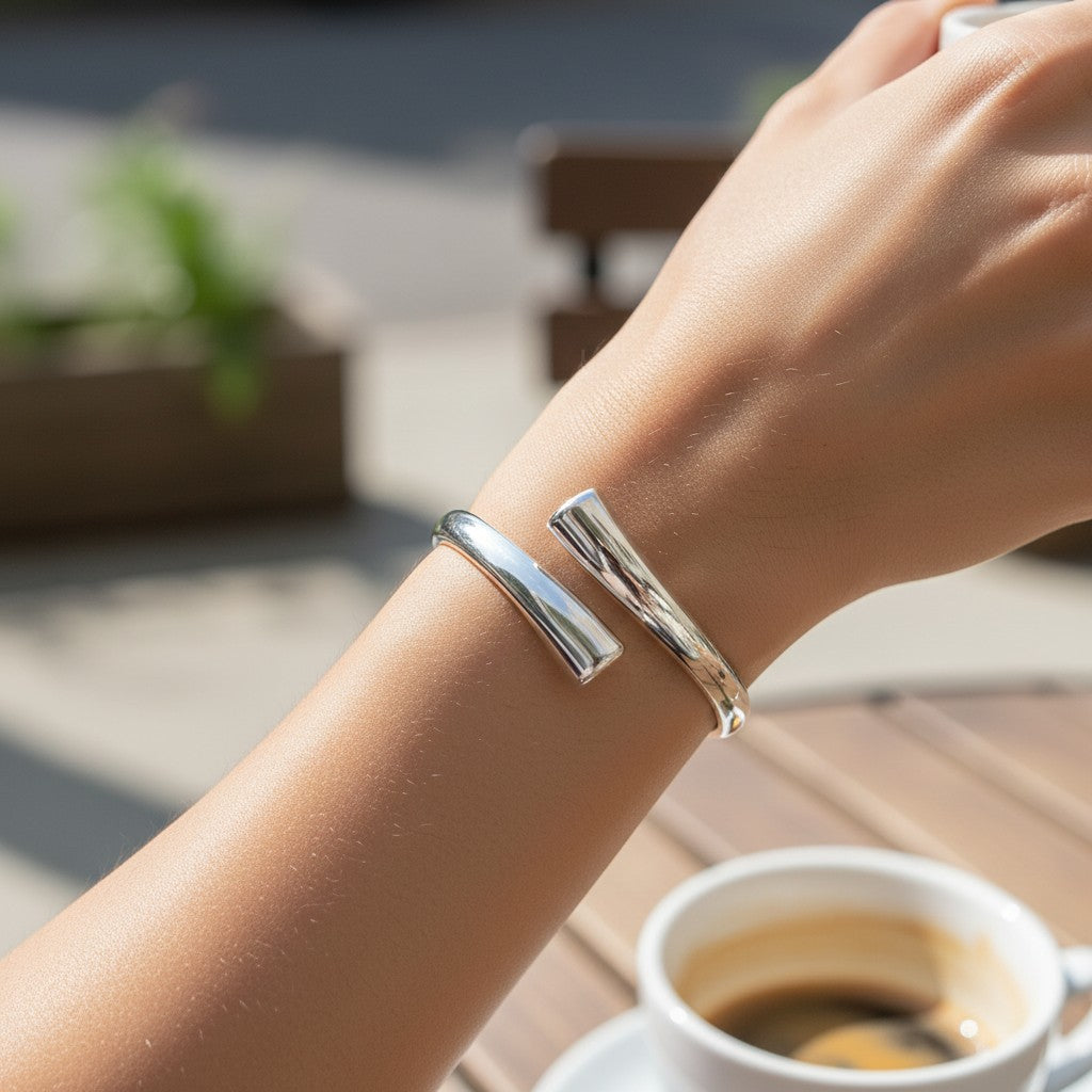 The Tangle Bracelet