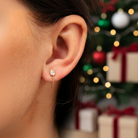 The Mistletoe Sparkle Studs